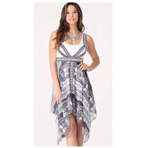 Bebe Sleeveless Black & Off-White Handkerchief Hem Dress - Size 0